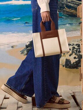 43. CHARLES & KEITH Beige/Brown  Handle Tote Bag Lined Gold HW(No Strap)